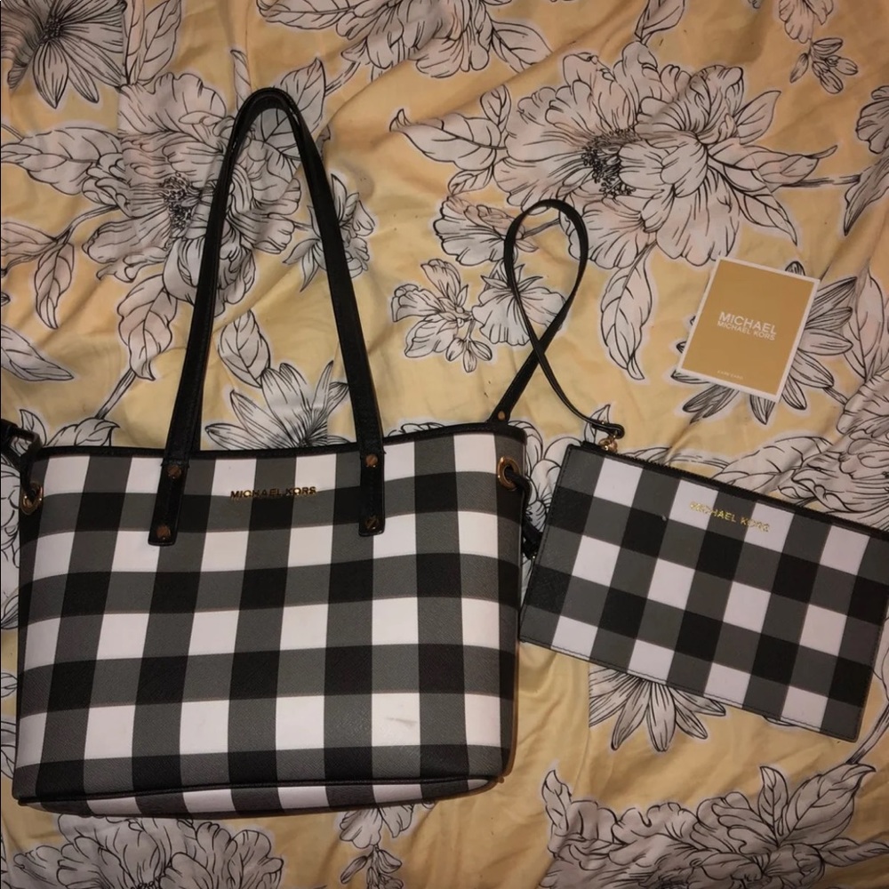 Michael kors purse